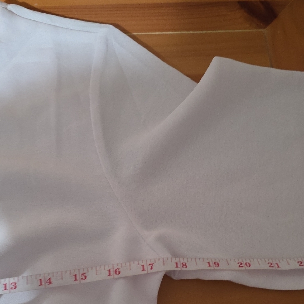 NWOT-Elegant White Wrap Dress - Picture 5 of 6